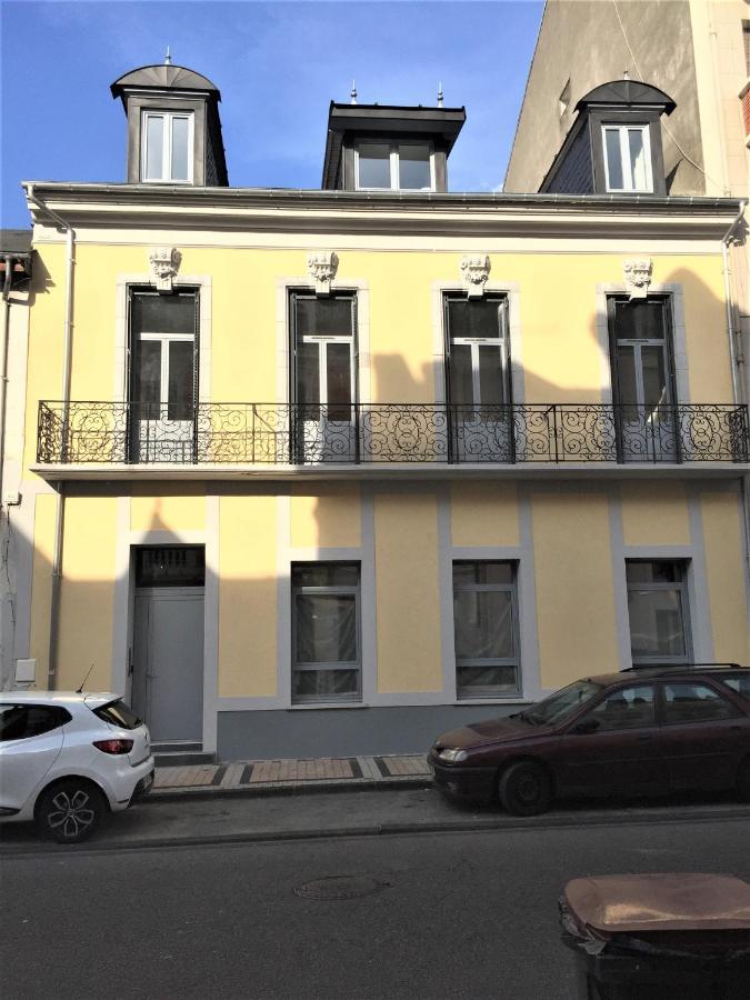 Villa Tarbis Tarbes Centre Ville , Appartements Tout Confort Kültér fotó