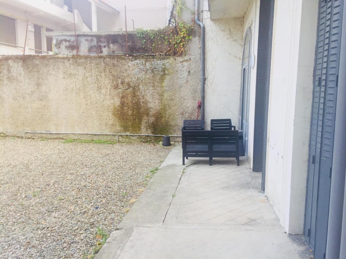 Villa Tarbis Tarbes Centre Ville , Appartements Tout Confort Kültér fotó