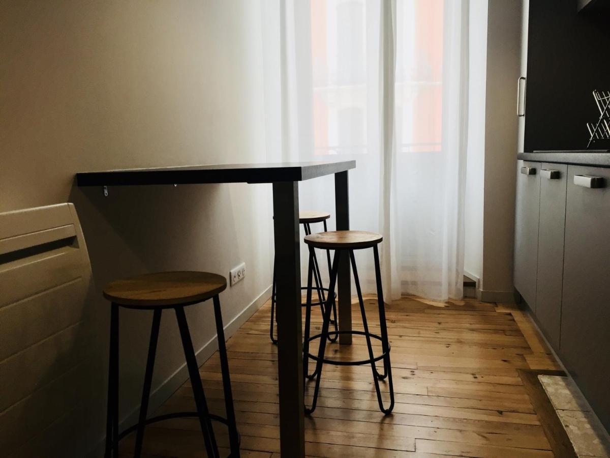 Villa Tarbis Tarbes Centre Ville , Appartements Tout Confort Kültér fotó