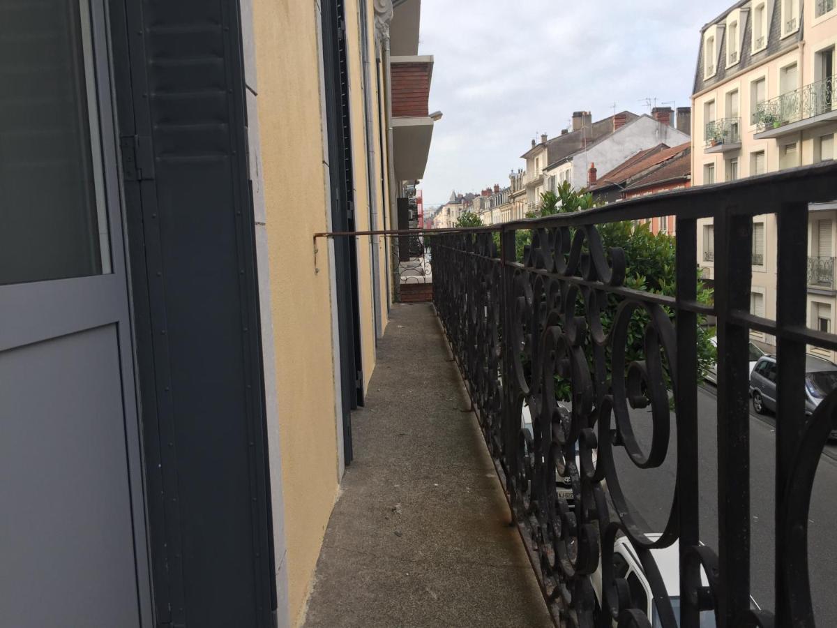 Villa Tarbis Tarbes Centre Ville , Appartements Tout Confort Szoba fotó